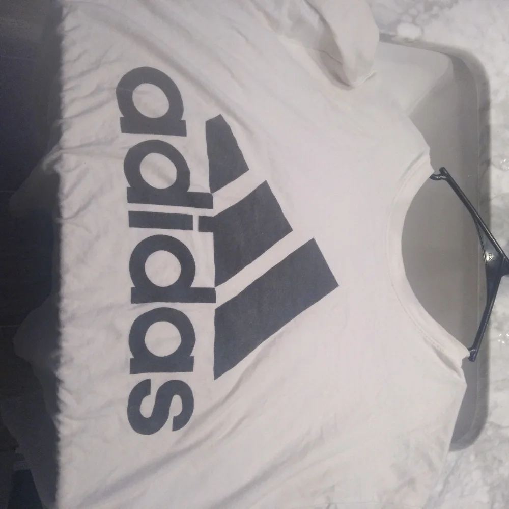 Shirt - Picture 3 of 4